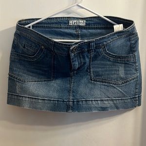 Lei juniors size 9 ultra mini